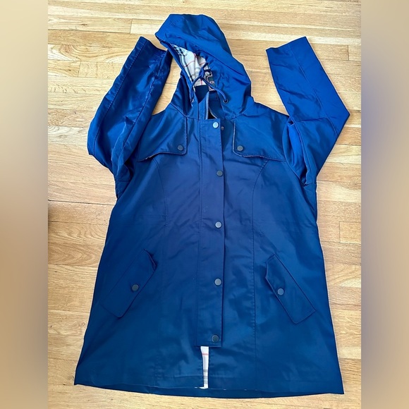 ✨ Kimi + Kai XL Navy Jacket | Timeless Elegance, Wind & Rain Ready✨ - Picture 7 of 7